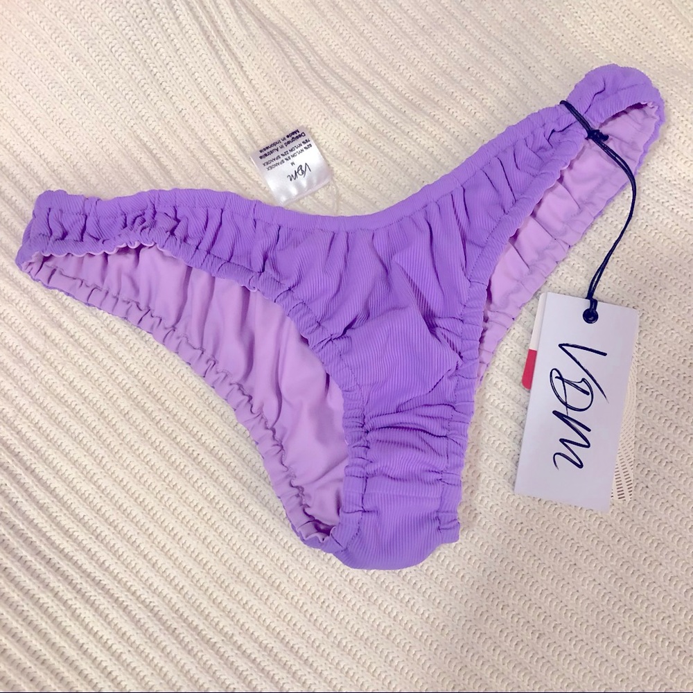 NWT Lulus Stevie Lilac Ribbed Reversible Bikini Bottoms Size M VDM the Label